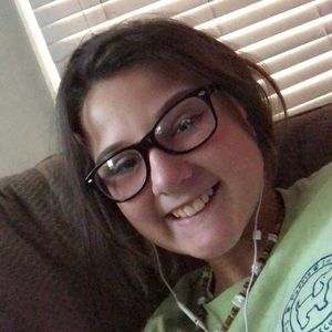 Meet your Posher, Addison